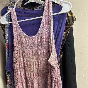 Lilac sleeveless lacy swing top